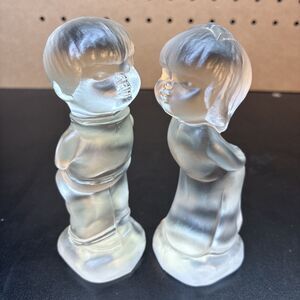 VTG Fenton Art Glass Figure 2 Velvet Satin Crystal Kissing Boy Girl Children